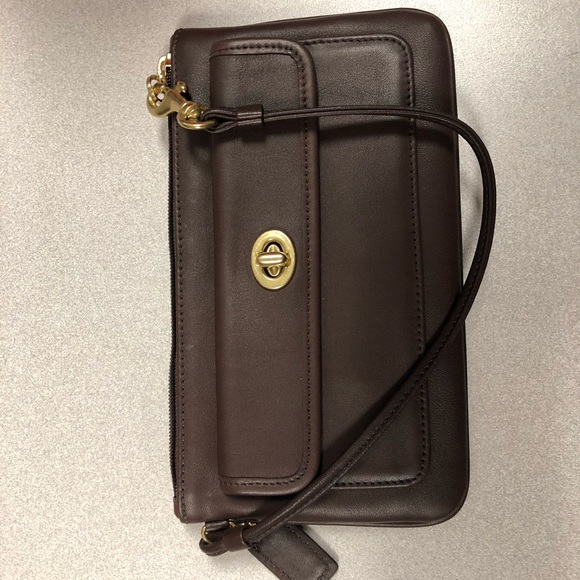 NWOT Coach Wristlet - Picture 2 of 6